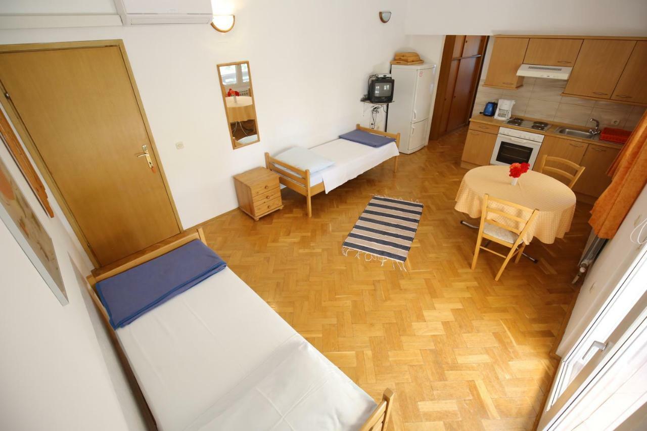 Apartments Paleka Petrčane Exterior foto