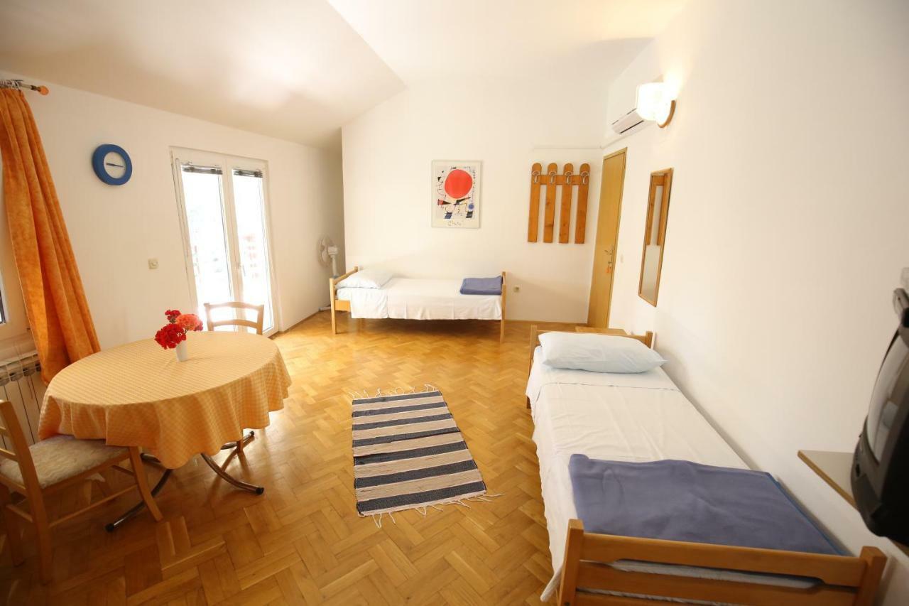 Apartments Paleka Petrčane Exterior foto